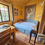 Chalet Tiny House La Grange Inden